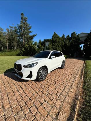 BMW X1 2.0 16V TURBO GASOLINA SDRIVE20I M SPORT STEPTRONIC BMW X1 2.0 16V TURBO GASOLINA SDRIVE20I M SPORT STEPTRONIC